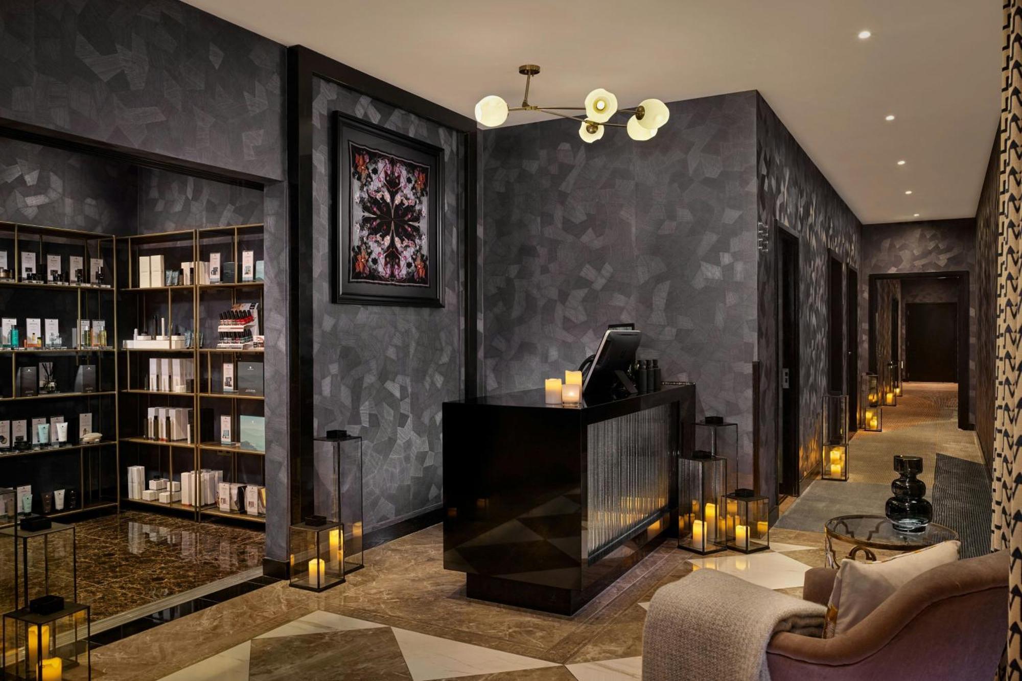 Montcalm East, Autograph Collection Лондон