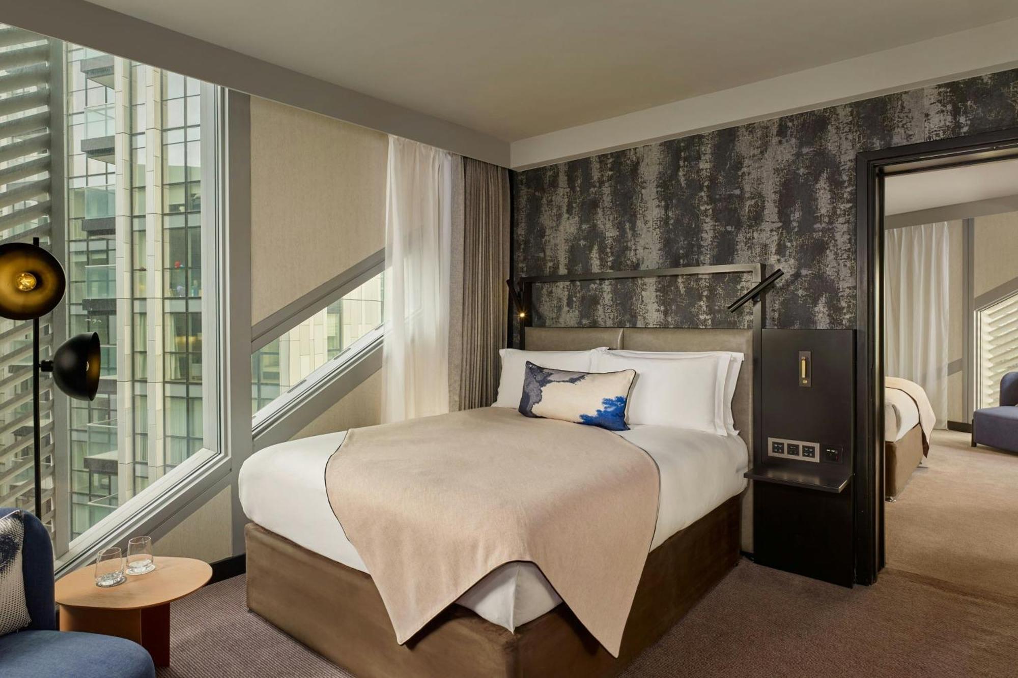 Отель Montcalm East, Autograph Collection 5*